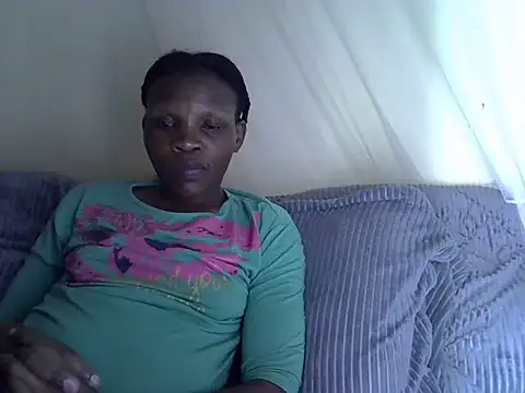 Snapshot of Sweet_serah chatting on 24, 11, 2025 Sweet serah online show from 24, 11, 2025