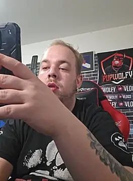 PupW0lfy online show from 10, 10, 2025