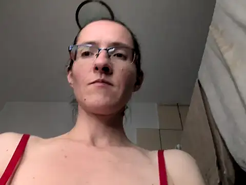 Snapshot of Milky_hairy_mommy chatting on 10, 3, 2025 Milky hairy mommy online show from 10, 3, 2025