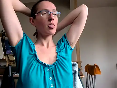 Snapshot of Milky_hairy_mommy chatting on 11, 3, 2025 Milky hairy mommy online show from 11, 3, 2025