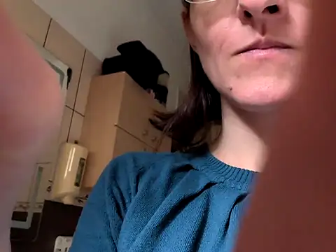 Snapshot of Milky_hairy_mommy chatting on 1, 10, 2025 Milky hairy mommy online show from 1, 10, 2025