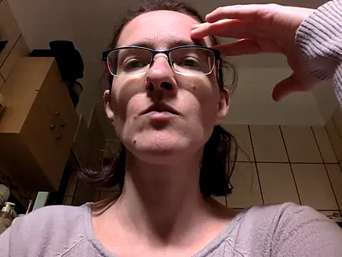 Snapshot of Milky_hairy_mommy chatting on 21, 10, 2025 Milky hairy mommy online show from 21, 10, 2025