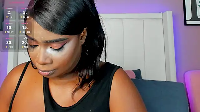 Britanymooree online show from 29, 10, 2025