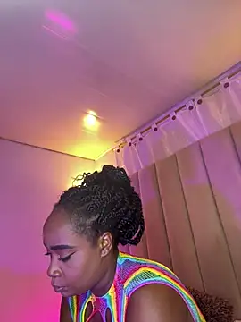 Britanymooree online show from 16, 3, 2026