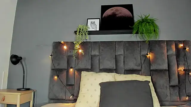 AmbarHills 1 online show from 10, 4, 2026