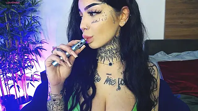 CreamyInkky  online show from 12, 4, 2026