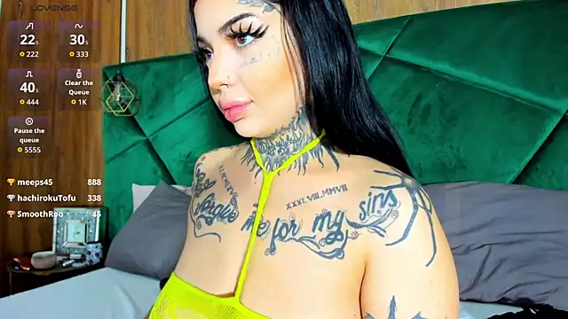 Snapshot of CreamyInkky_ chatting on 16, 7, 2026 CreamyInkky online show from 16, 7, 2026