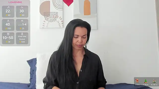 Evawalker  online show from 28, 5, 2026
