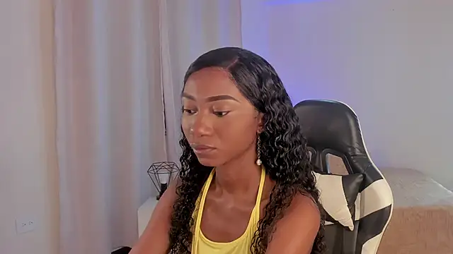 Snapshot of SavannahWildee chatting on 10, 1, 2025 SavannahWildee online show from 10, 1, 2025