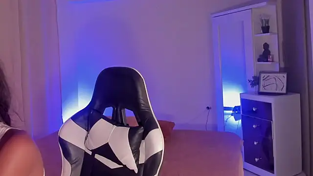 Snapshot of SavannahWildee chatting on 10, 2, 2025 SavannahWildee online show from 10, 2, 2025