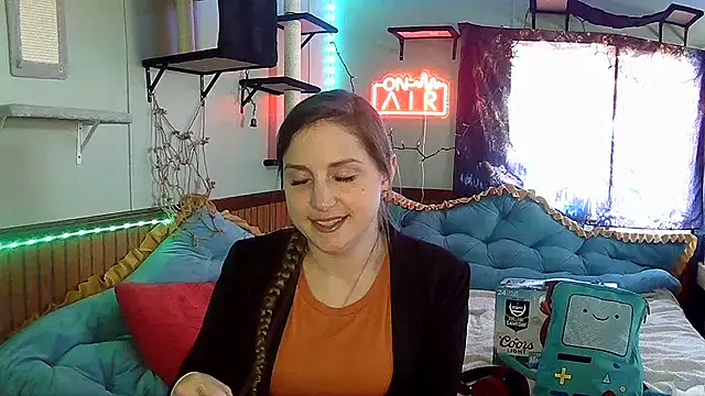 mirannacult online show from 9, 12, 2024