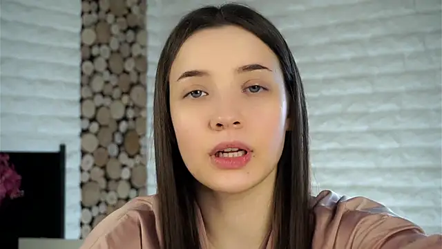 Snapshot of LowOncoming chatting on 25, 1, 2025 LowOncoming online show from 25, 1, 2025