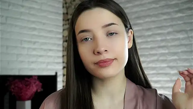 Snapshot of LowOncoming chatting on 28, 1, 2025 LowOncoming online show from 28, 1, 2025