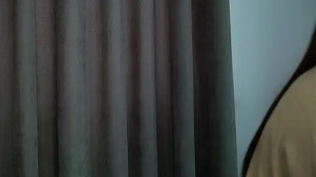 Snapshot of LowOncoming chatting on 11, 2, 2025 LowOncoming online show from 11, 2, 2025