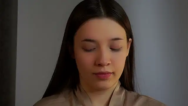 Snapshot of LowOncoming chatting on 15, 2, 2025 LowOncoming online show from 15, 2, 2025