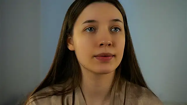 Snapshot of LowOncoming chatting on 4, 3, 2025 LowOncoming online show from 4, 3, 2025