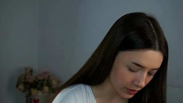 Snapshot of LowOncoming chatting on 10, 3, 2025 LowOncoming online show from 10, 3, 2025