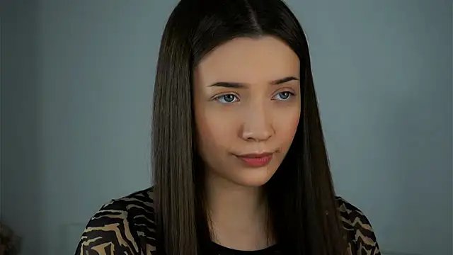 Snapshot of LowOncoming chatting on 22, 3, 2025 LowOncoming online show from 22, 3, 2025