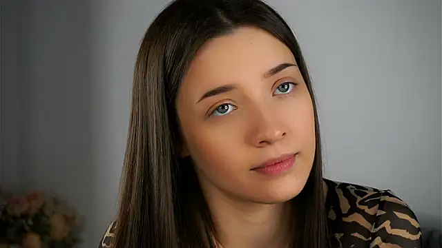 Snapshot of LowOncoming chatting on 22, 3, 2025 LowOncoming online show from 22, 3, 2025