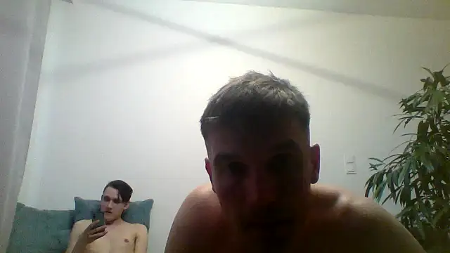 Snapshot of duoboys chatting on 30, 4, 2026 duoboys online show from 30, 4, 2026
