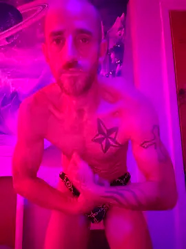 Snapshot of 5g4ever chatting on 10, 1, 2025 5g4ever online show from 10, 1, 2025