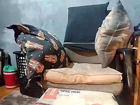 Snapshot of bumbumtatuado chatting on 19, 11, 2025 bumbumtatuado online show from 19, 11, 2025