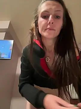 Snapshot of snowrillaxxx chatting on 5, 6, 2026 snowrillaxxx online show from 5, 6, 2026