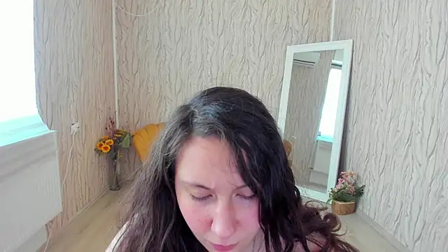 Snapshot of AishaRouhi chatting on 14, 1, 2025 AishaRouhi online show from 14, 1, 2025