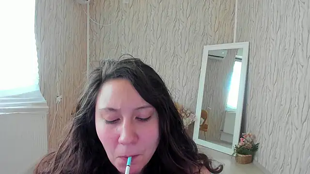 Snapshot of AishaRouhi chatting on 15, 1, 2025 AishaRouhi online show from 15, 1, 2025