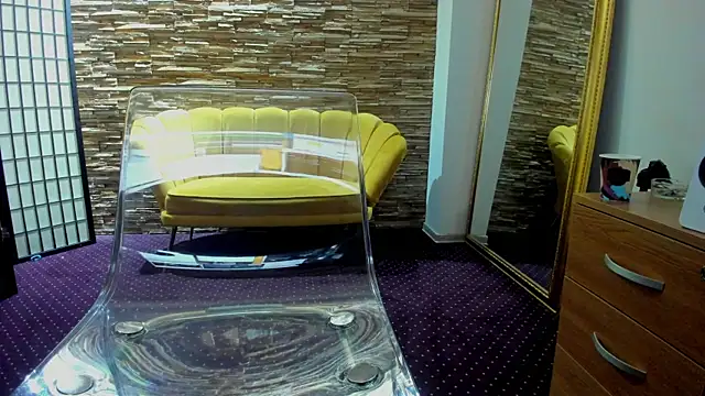 AishaRouhi online show from 19, 11, 2025