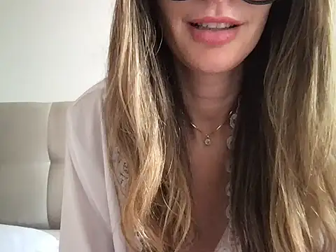 paolajonez online show from 31, 1, 2025