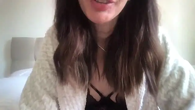 paolajonez online show from 21, 9, 2025