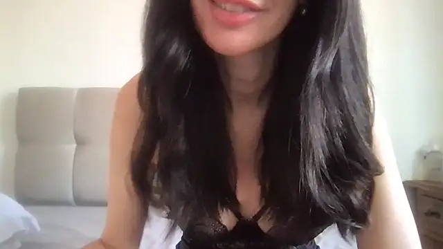 paolajonez online show from 22, 12, 2025