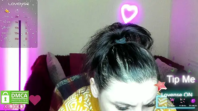 Snapshot of Muse_kitty_jenia chatting on 14, 11, 2025 Muse kitty jenia online show from 14, 11, 2025