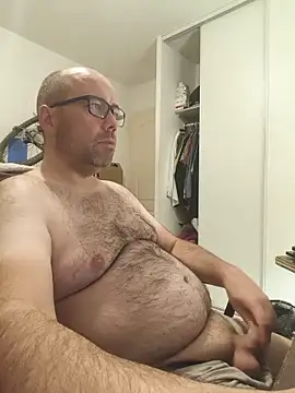 Snapshot of veryverybigdick45 chatting on 9, 6, 2026 veryverybigdick45 online show from 9, 6, 2026