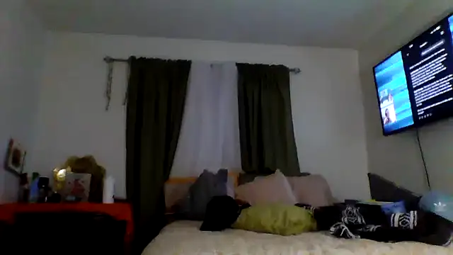 Snapshot of JooveyRose chatting on 24, 9, 2025 JooveyRose online show from 24, 9, 2025