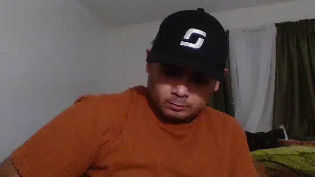 Snapshot of JooveyRose chatting on 1, 10, 2025 JooveyRose online show from 1, 10, 2025