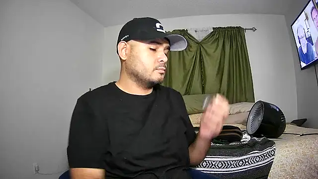 Snapshot of JooveyRose chatting on 7, 10, 2025 JooveyRose online show from 7, 10, 2025