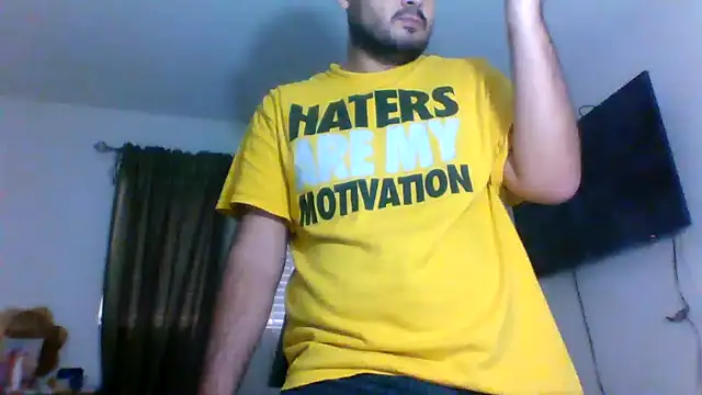 Snapshot of JooveyRose chatting on 17, 10, 2025 JooveyRose online show from 17, 10, 2025