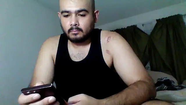 Snapshot of JooveyRose chatting on 22, 10, 2025 JooveyRose online show from 22, 10, 2025
