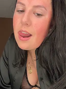 Snapshot of xlinastarrx chatting on 15, 4, 2026 xlinastarrx online show from 15, 4, 2026