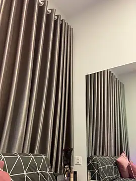 Snapshot of Almiraa68 chatting on 9, 3, 2025 Almiraa68 online show from 9, 3, 2025