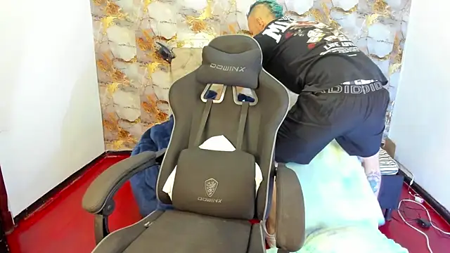 Damon Bakert online show from 13, 4, 2026