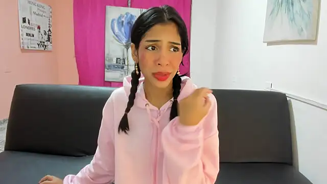 Snapshot of TOOKIOG chatting on 22, 1, 2025 TOOKIOG online show from 22, 1, 2025