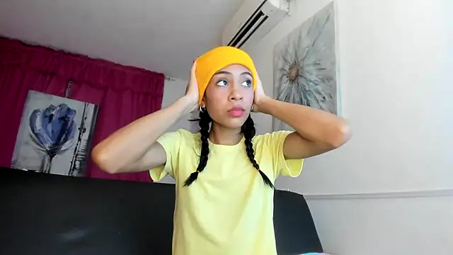 Snapshot of TOOKIOG chatting on 21, 2, 2025 TOOKIOG online show from 21, 2, 2025