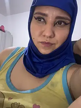 Snapshot of hannahayat chatting on 8, 6, 2026 hannahayat online show from 8, 6, 2026