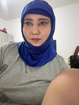 Snapshot of hannahayat chatting on 5, 7, 2026 hannahayat online show from 5, 7, 2026