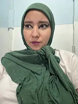 Snapshot of hannahayat chatting on 16, 7, 2026 hannahayat online show from 16, 7, 2026