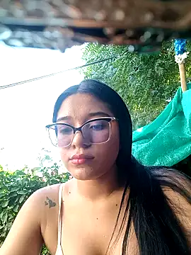 Snapshot of -VICKKY chatting on 21, 1, 2025 -VICKKY online show from 21, 1, 2025