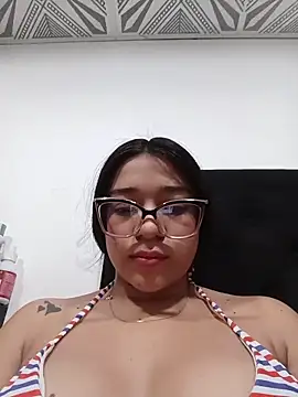 -VICKKY online show from 12, 11, 2025